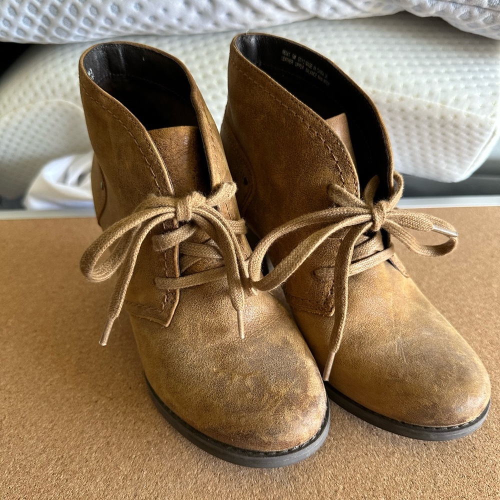 Clark’s Artisan Alpine Cognac Leather Bootie